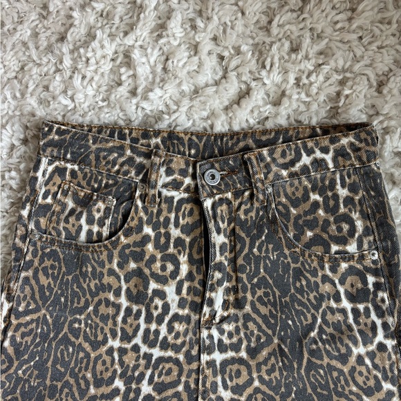 Leopard Print Pants - Picture 3 of 5